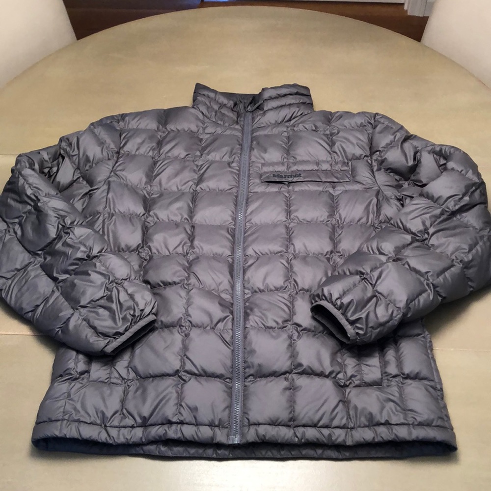 Marmot 600 Fill Men’s grey puffer coat size L